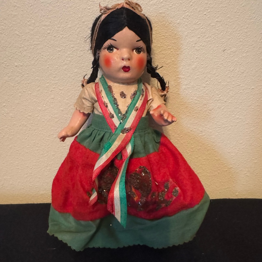 Vintage Circa 1950s Mexican Souvenir Doll